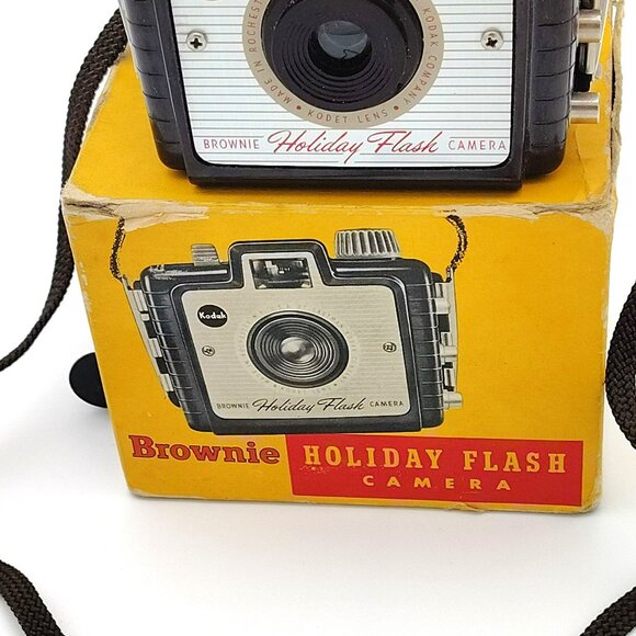 Kodak Brownie Camera Holiday Flash Vintage Strap Box Mid Century Untested 1950s - Picture 3 of 11